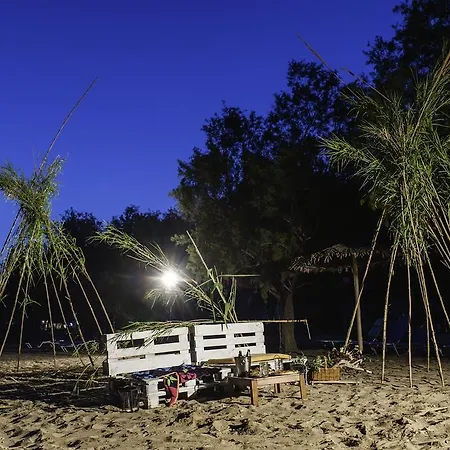 Camping Bungalows Erodios Κάμπινγκ